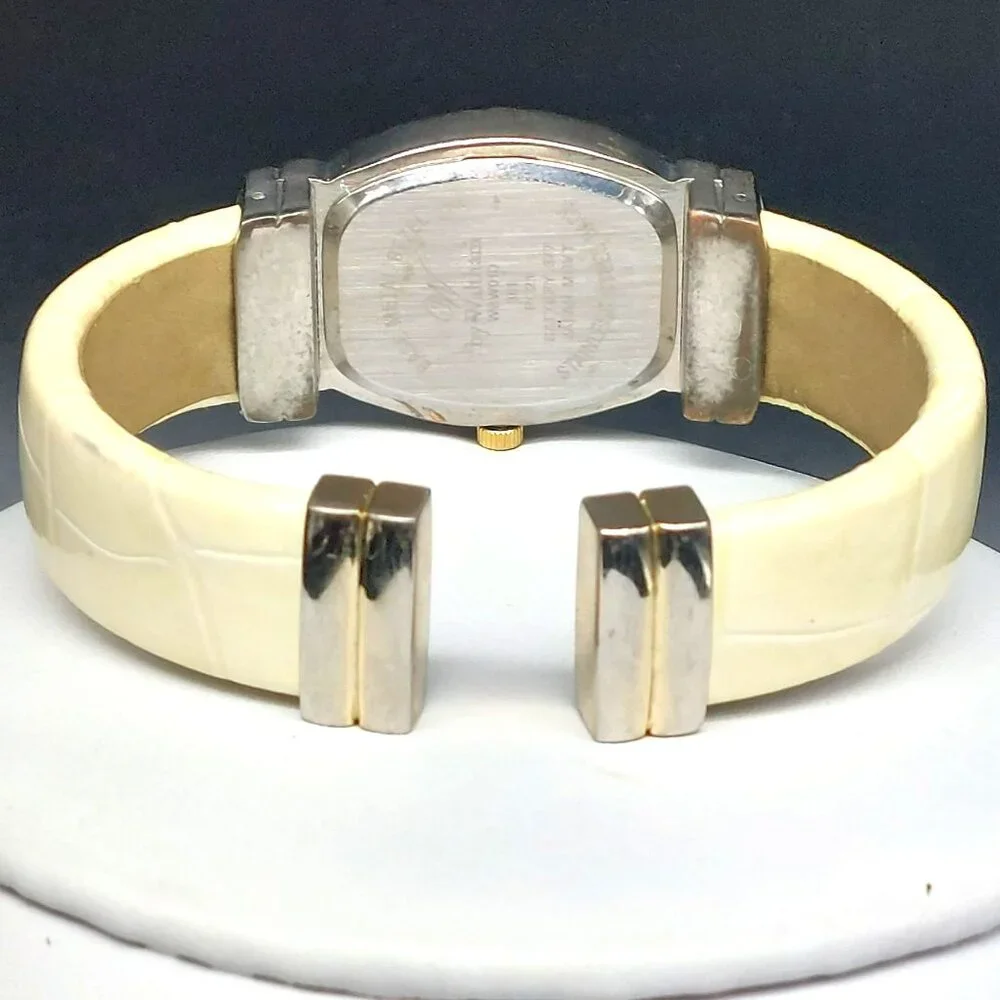 W by Waltham WBW01D women’s quartz watch, two-tone rope bezel, white strap